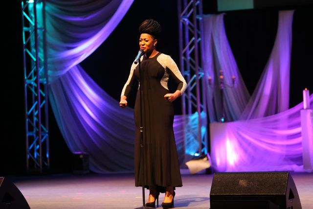 Jessica Reedy Performs At Lamplighter Awards 2014