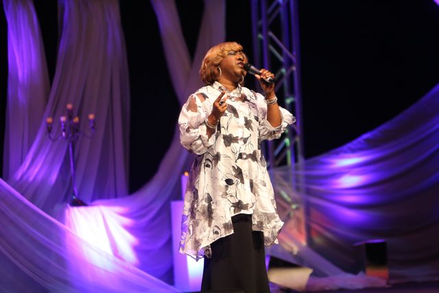 Beverly Crawford Performs At The Lamplighter Awards 2014