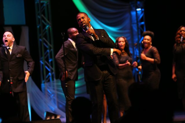 Donald Lawrence Performs at Lamplighter Awards 2014