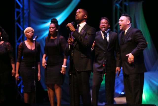 Donald Lawrence Performs At The Lamplighter Awards 2014