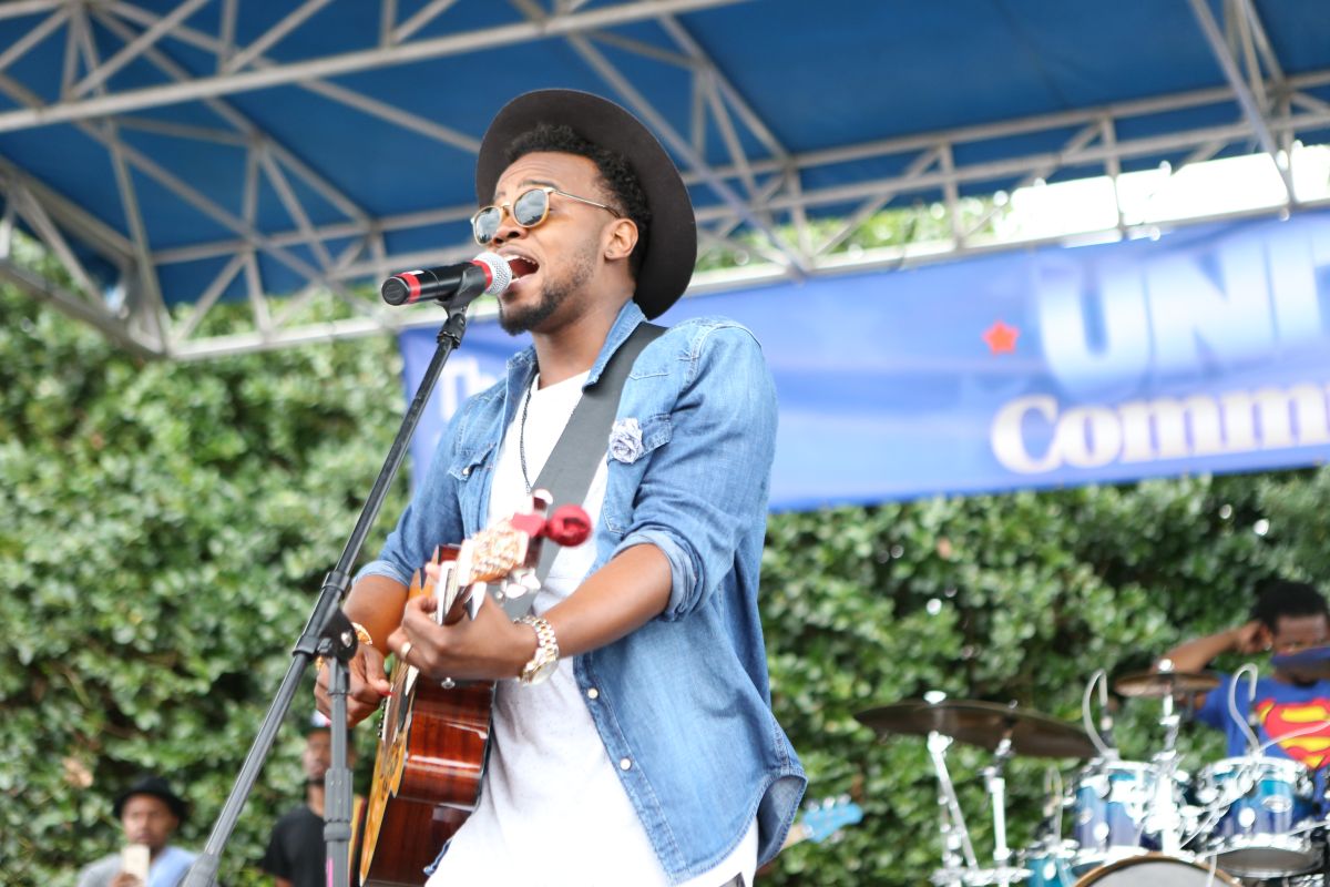Travis Green Performs At Unity In the Community