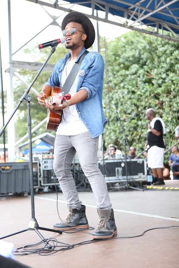 Travis Green Performs At Unity In the Community