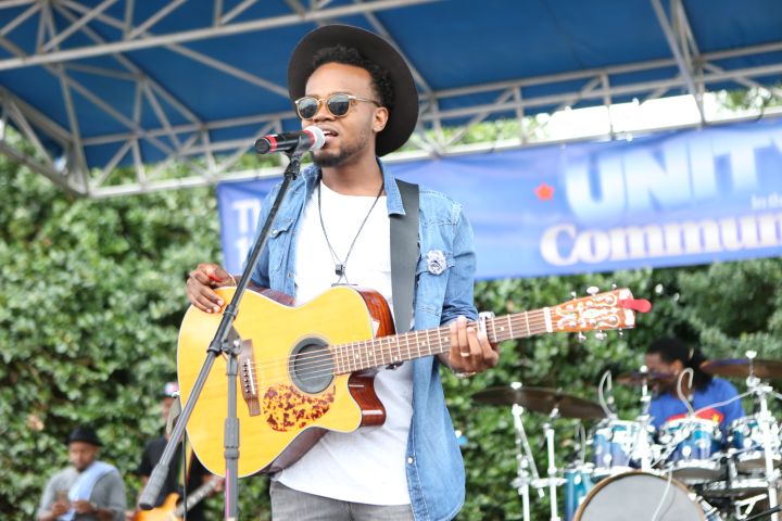 Travis Green Performs At Unity In the Community
