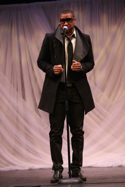 Tony Terry Performs At the Lamplighter Awards 2015