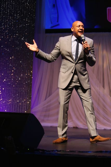 Brian Courtney Wilson Performs At The Lamplighter Awards 2015