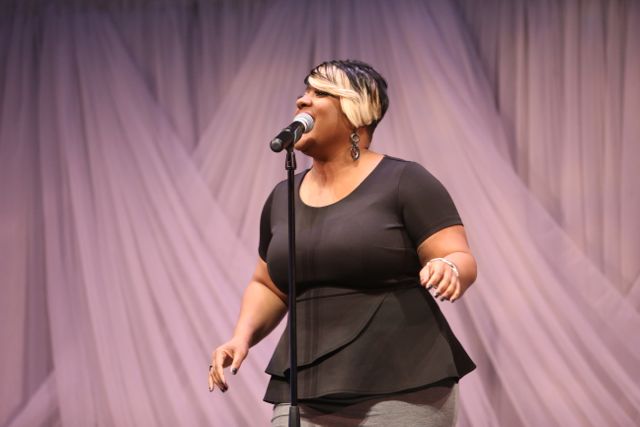 Anita Wilson Performs At the Lamplighter Awards 2015