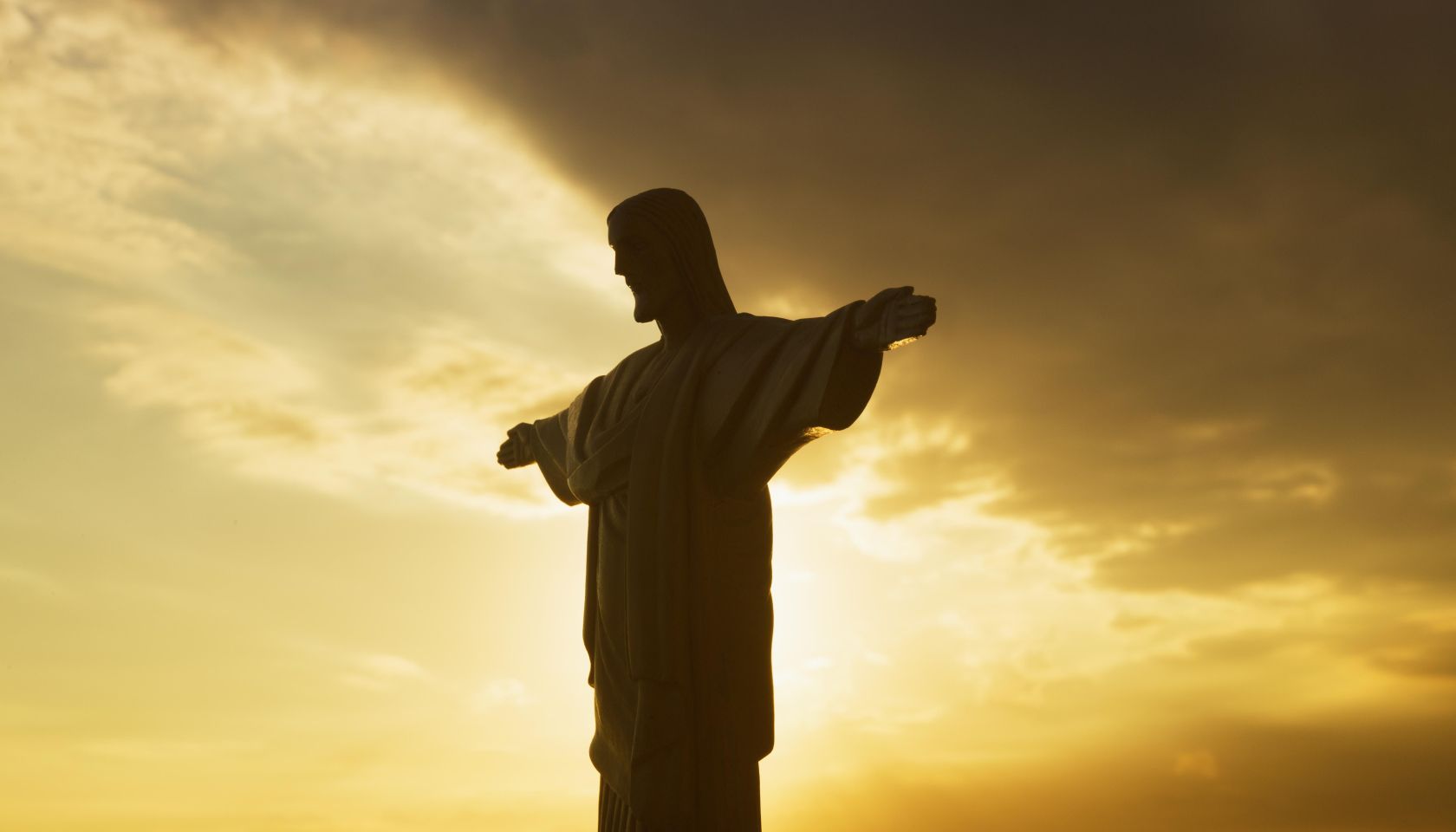 Statue of Christ the Redeemer on the Corcovado pea