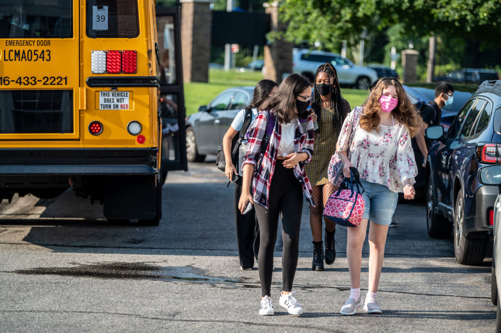 Students return to school on first day of classes at Long Island school district