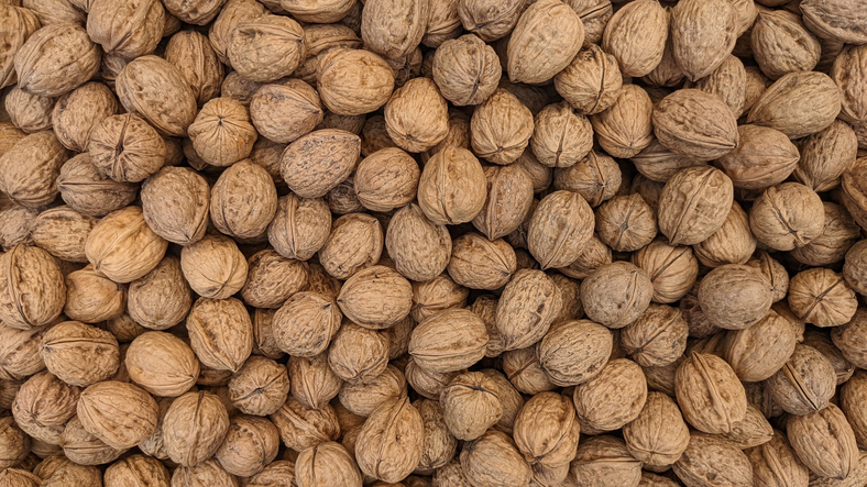 Organic whole walnuts