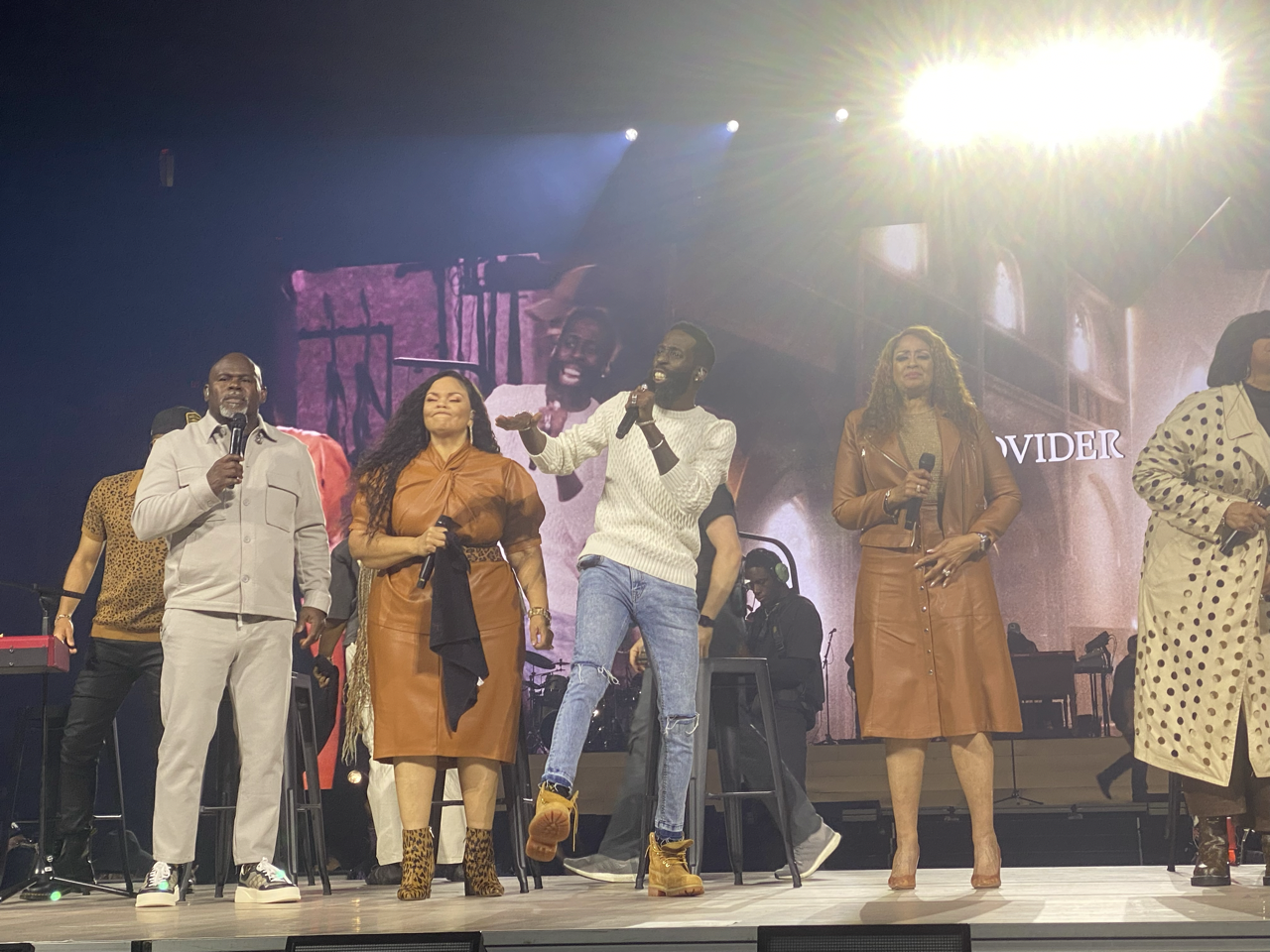 Reunion Tour - Raleigh's PNC Arena