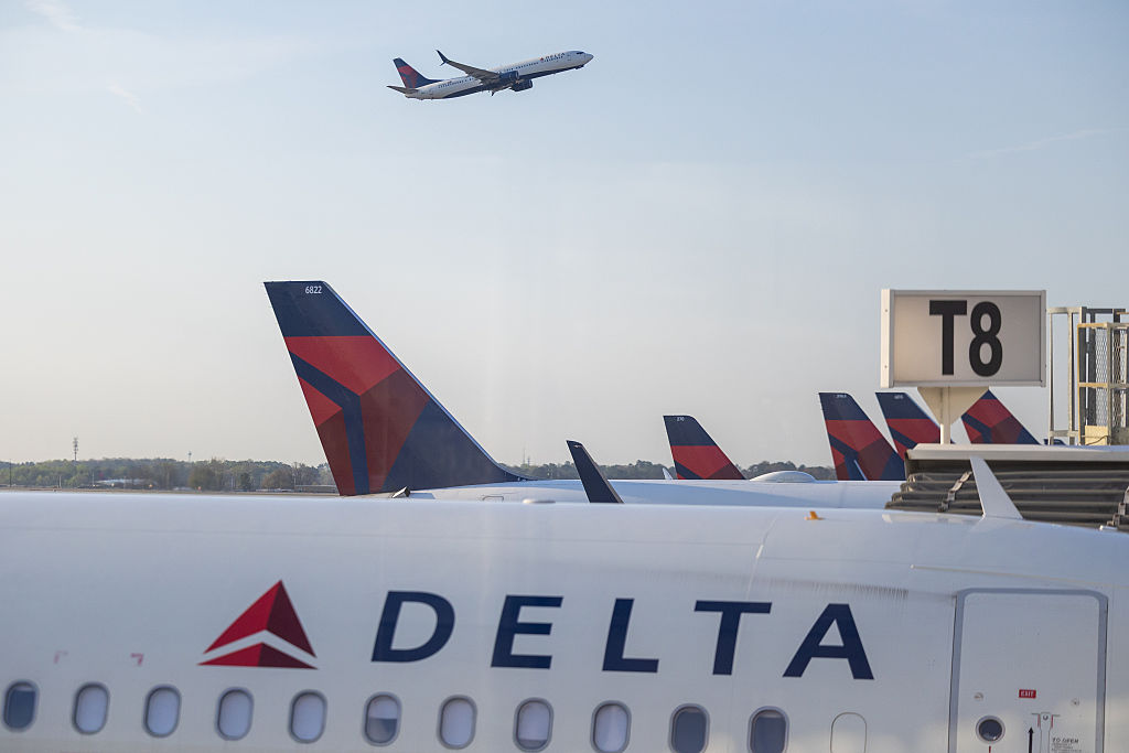 Delta Airlines Suspends Perks For Congress Members Amid Shutdown